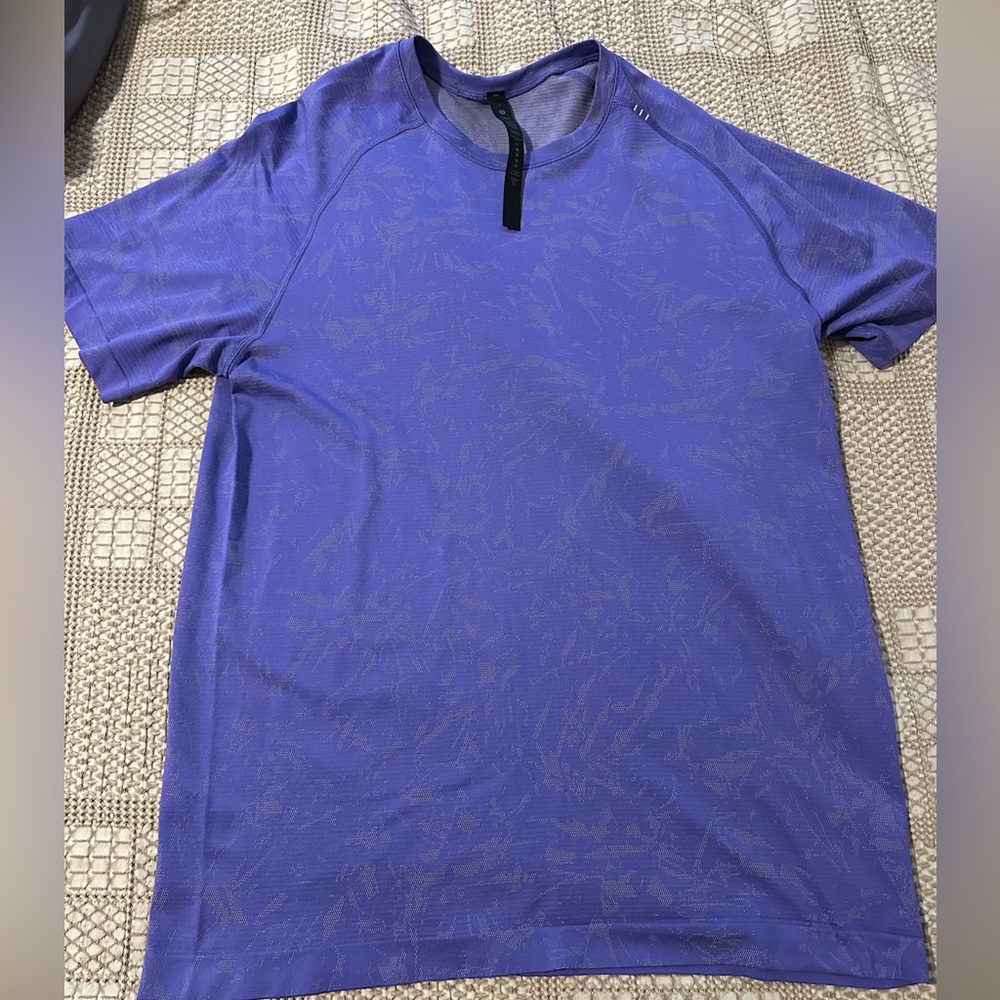 Lululemon shirt